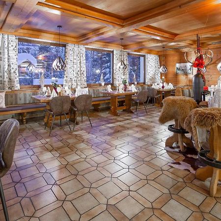 Gasthof Hotel Eiserne Hand Hochfilzen Exterior foto
