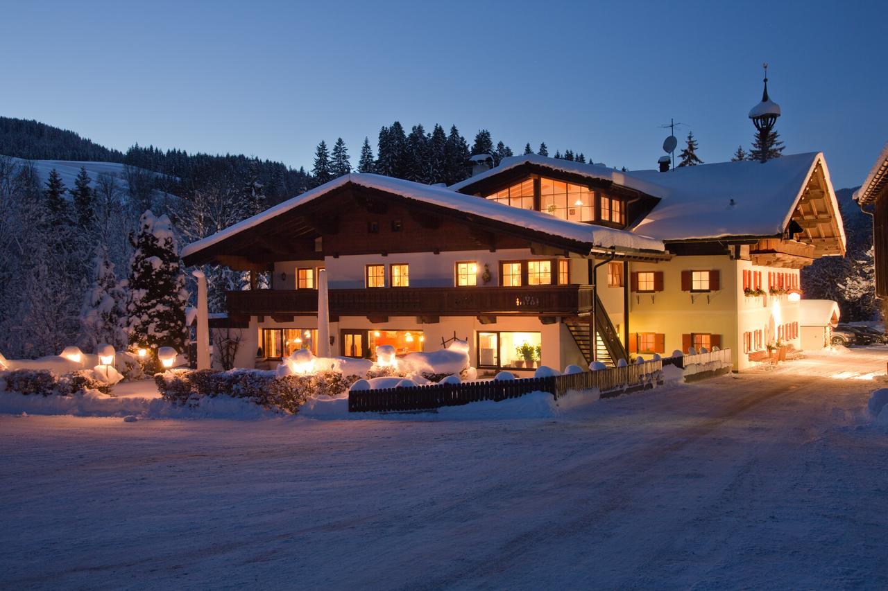 Gasthof Hotel Eiserne Hand Hochfilzen Exterior foto